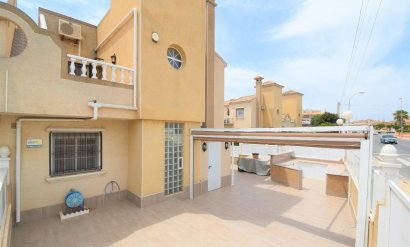 Adosado - Segunda mano -
            Orihuela Costa - AM-01932