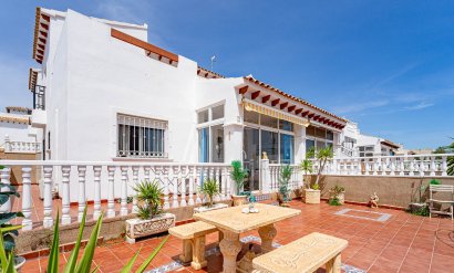 Adosado - Segunda mano - Torrevieja -
                Punta prima