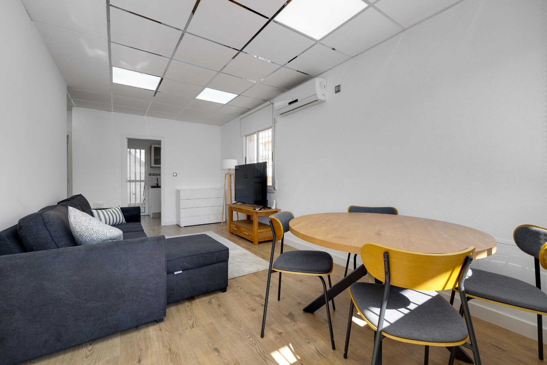 Alquiler a largo plazo - Adosado -
Orihuela Costa - La Zenia