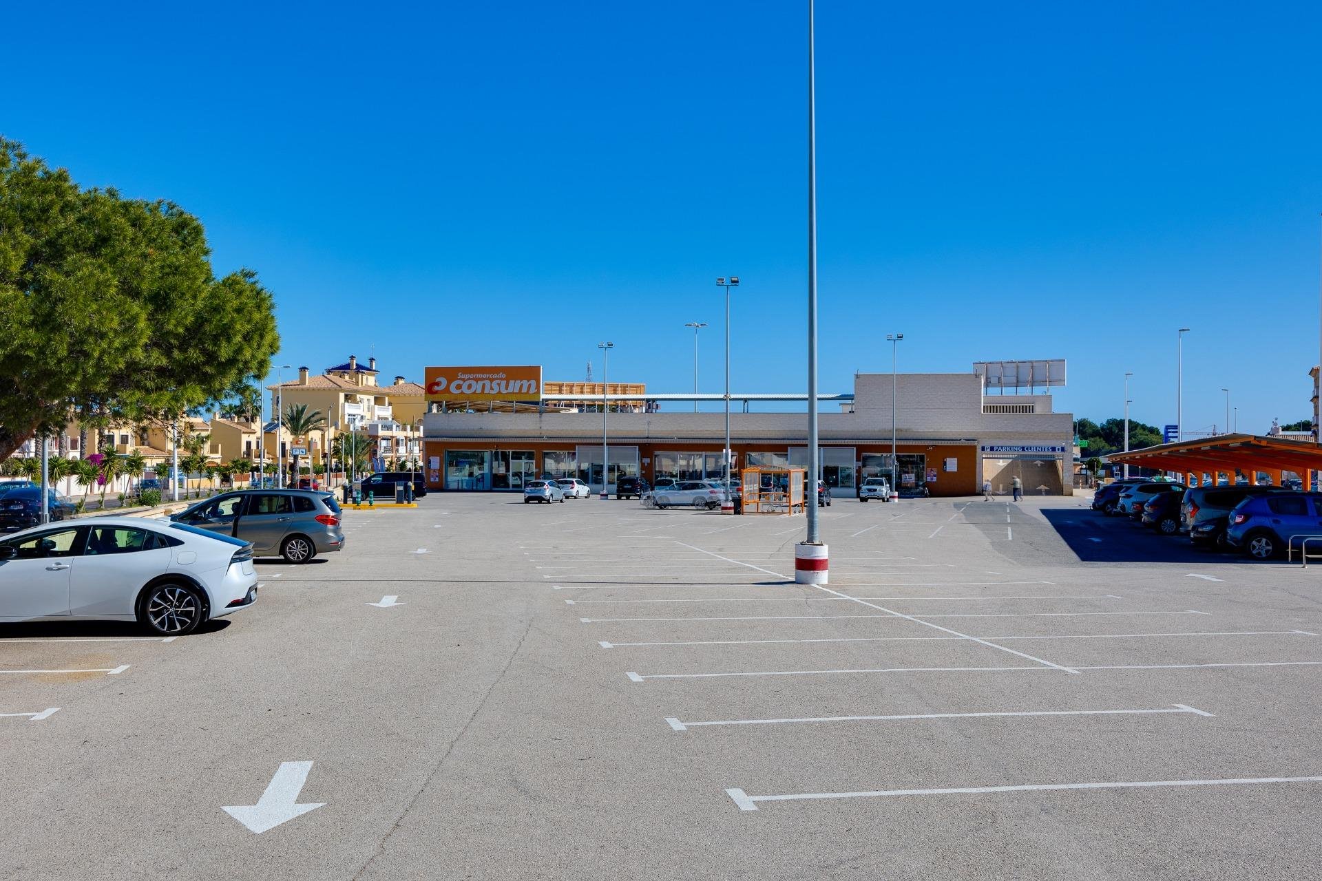 Alquiler a largo plazo - Adosado -
Orihuela Costa - La Zenia