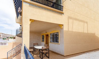 Apartament - Återförsäljning - Punta Prima -
                Punta Prima