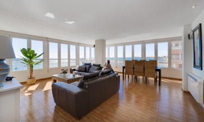 Apartamento - Herverkoop - Torrevieja -
                Playa Acequion