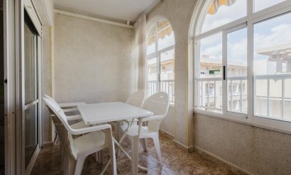 Apartamento - Odsprzedaż - Torrevieja - Playa de los Naufragos