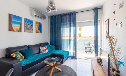 Apartamento - Segunda mano - Orihuela Costa -
                La Regia