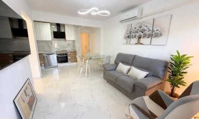 Apartamento - Segunda mano -
            Torrevieja - 21-S720_776