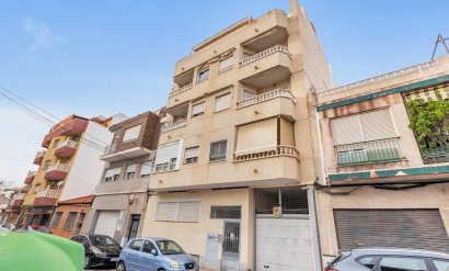 Apartamento - Segunda mano - Torrevieja -
                torrevieja