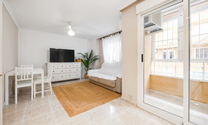 Apartment - Resale - Torrevieja - Playa de los Naufragos