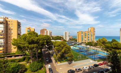 Appartement - Herverkoop - Orihuela Costa -
                Campoamor