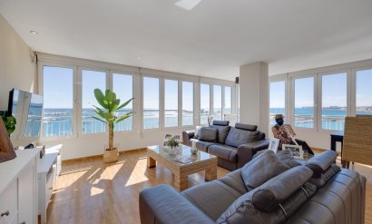 Appartement - Herverkoop -
            Torrevieja - AM-01802