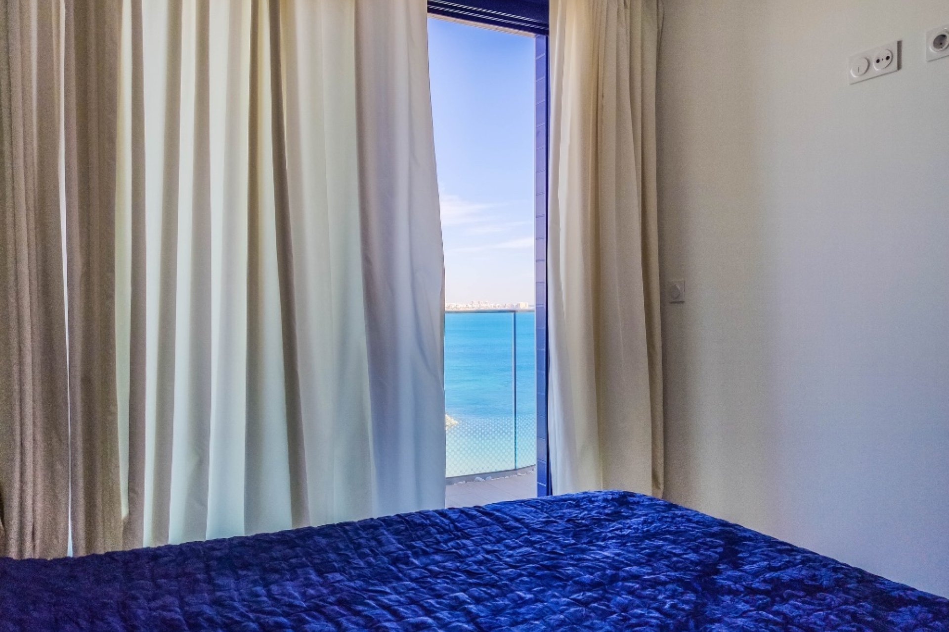 Återförsäljning - Apartament -
Punta Prima