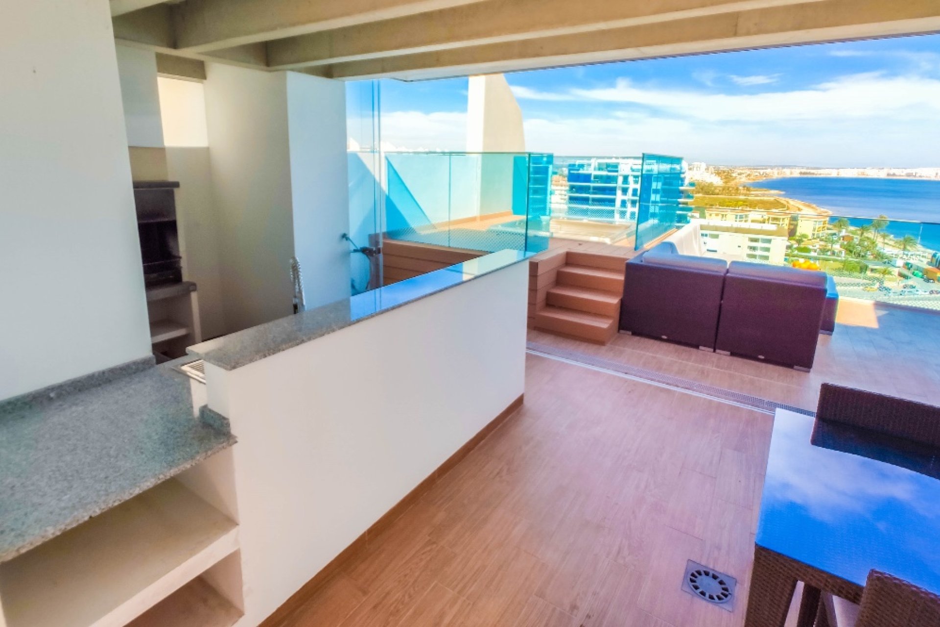 Återförsäljning - Apartament -
Punta Prima