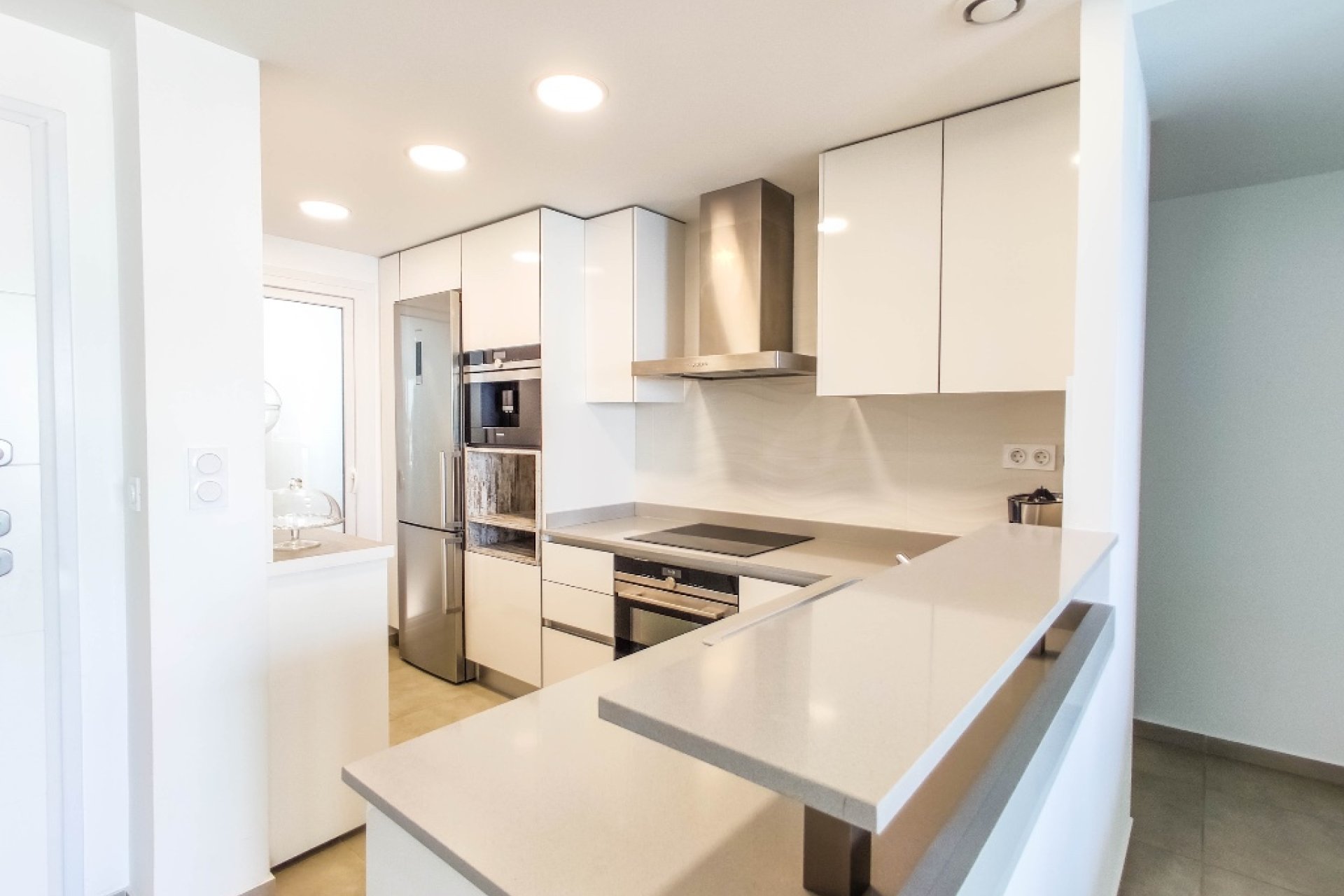 Återförsäljning - Apartament -
Punta Prima