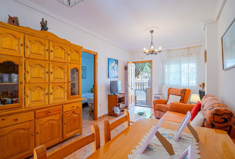 Återförsäljning - Apartament -
Punta Prima