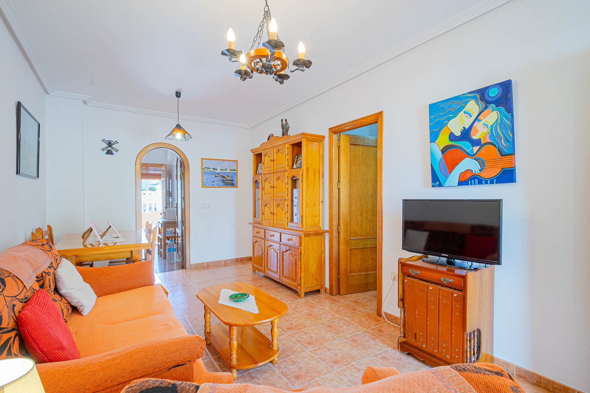 Återförsäljning - Apartament -
Punta Prima