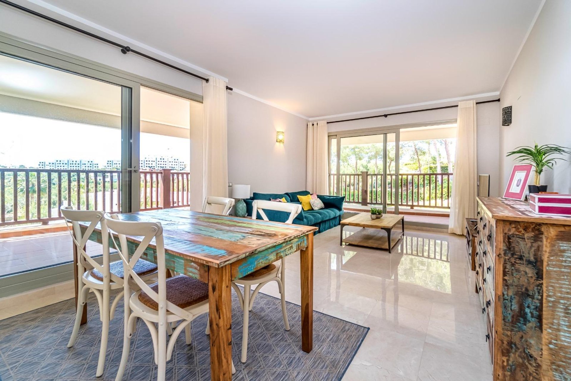 Återförsäljning - Apartamento -
Orihuela Costa - Las Colinas Golf