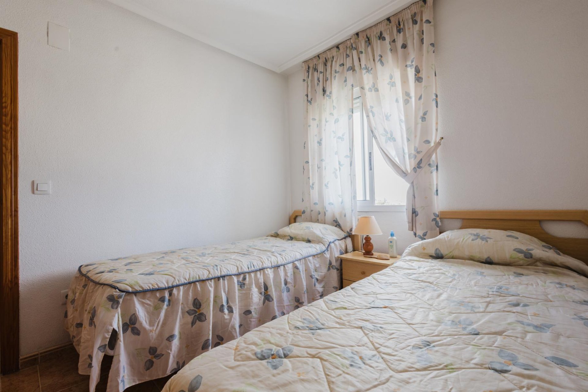 Återförsäljning - Apartamento -
Torrevieja - Parque de Las Naciones