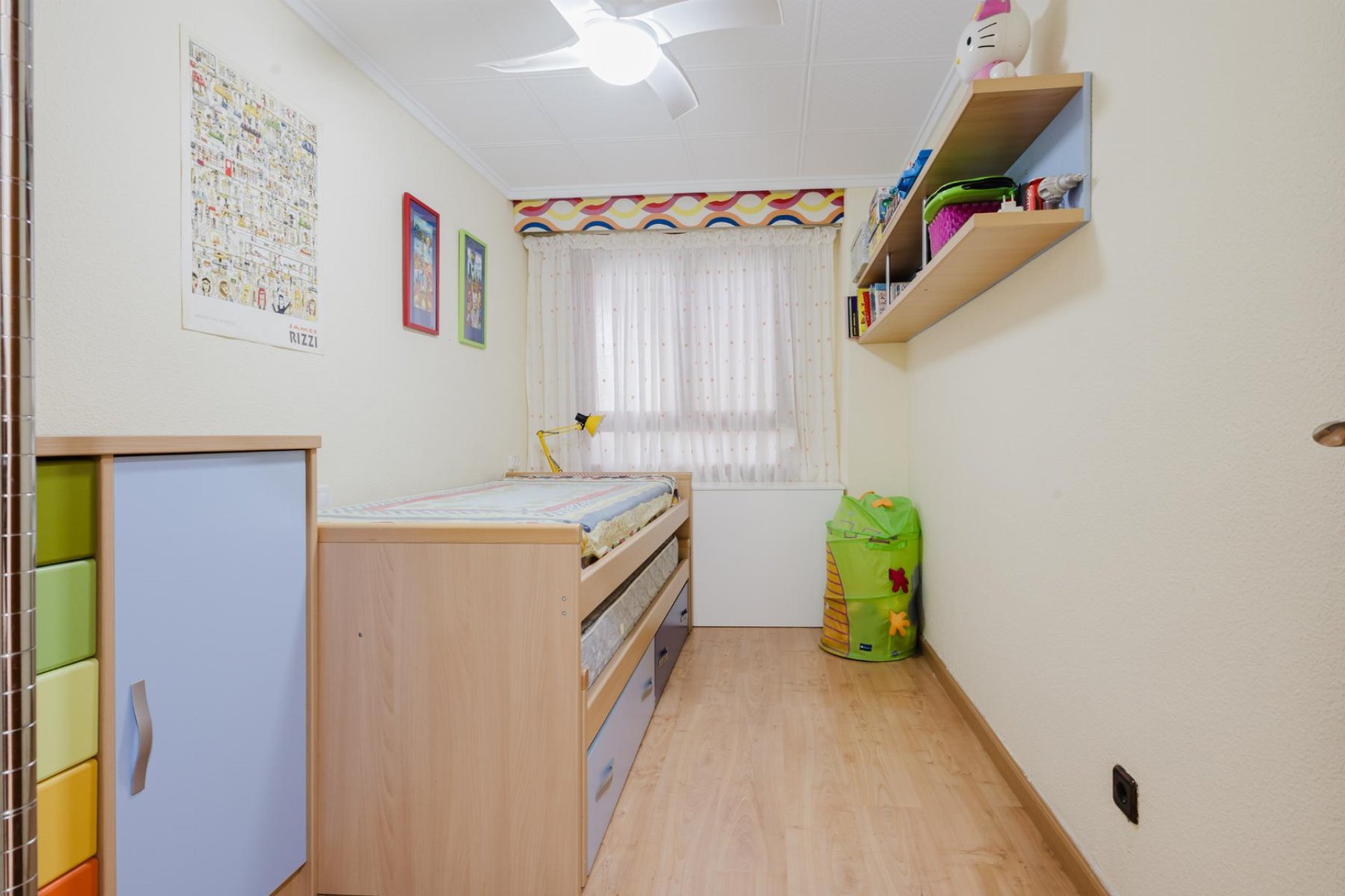 Återförsäljning - Apartamento -
Torrevieja - Playa del Acequión