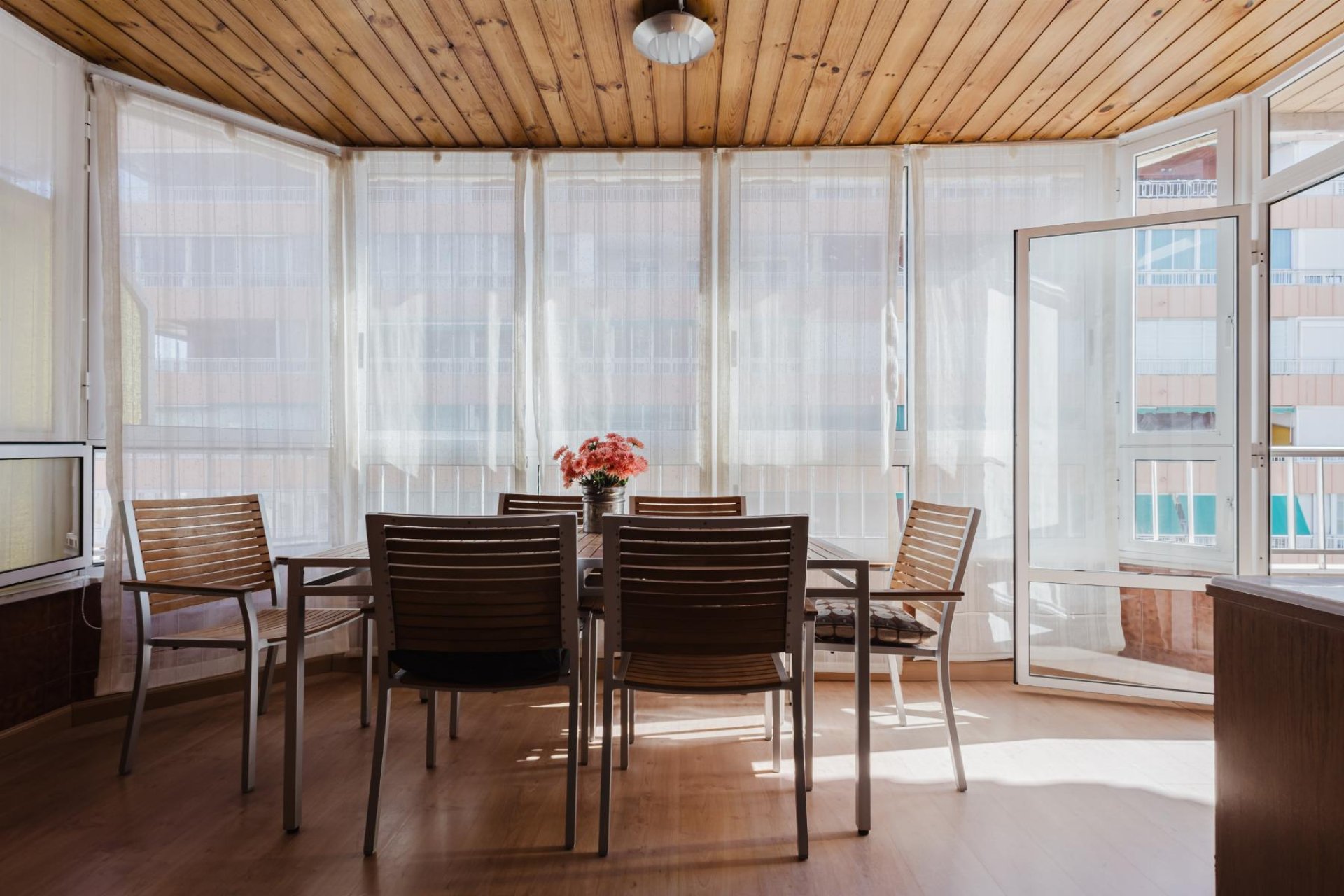 Återförsäljning - Apartamento -
Torrevieja - Playa del Acequión