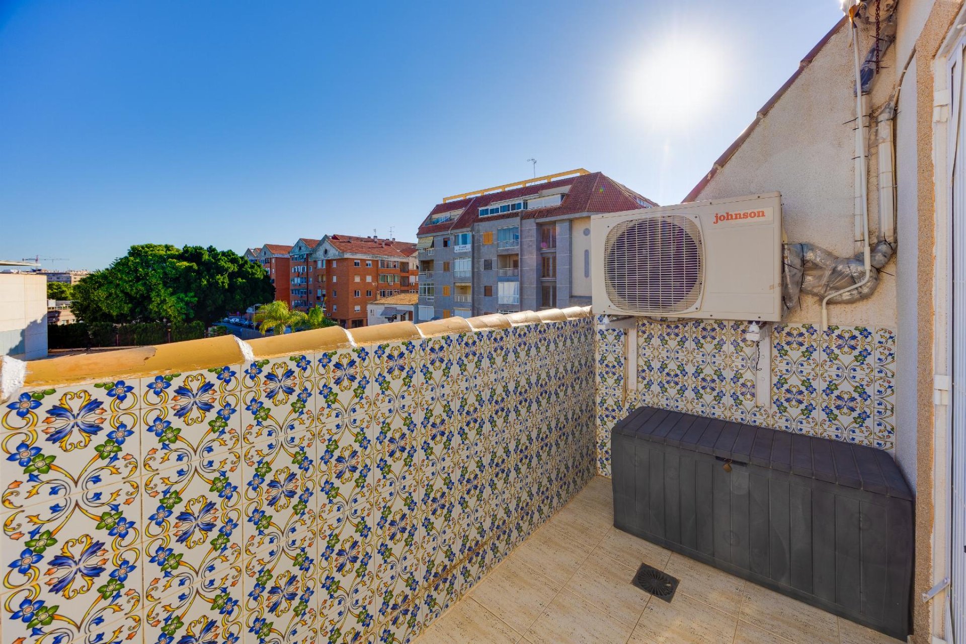 Återförsäljning - Atico -
Torrevieja - Playa del Acequión