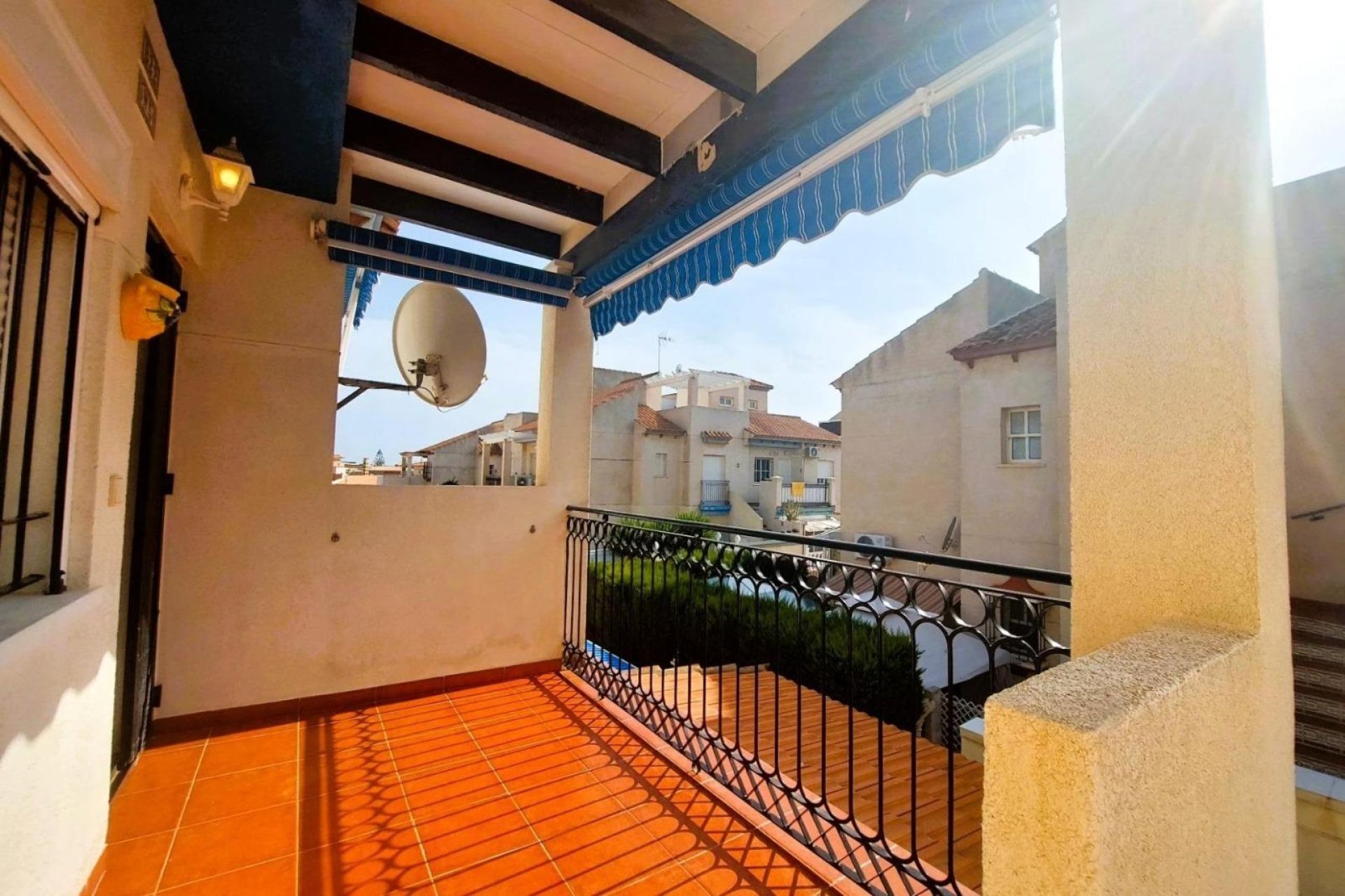 Återförsäljning - Buhardilla -
Orihuela Costa - Playa Flamenca