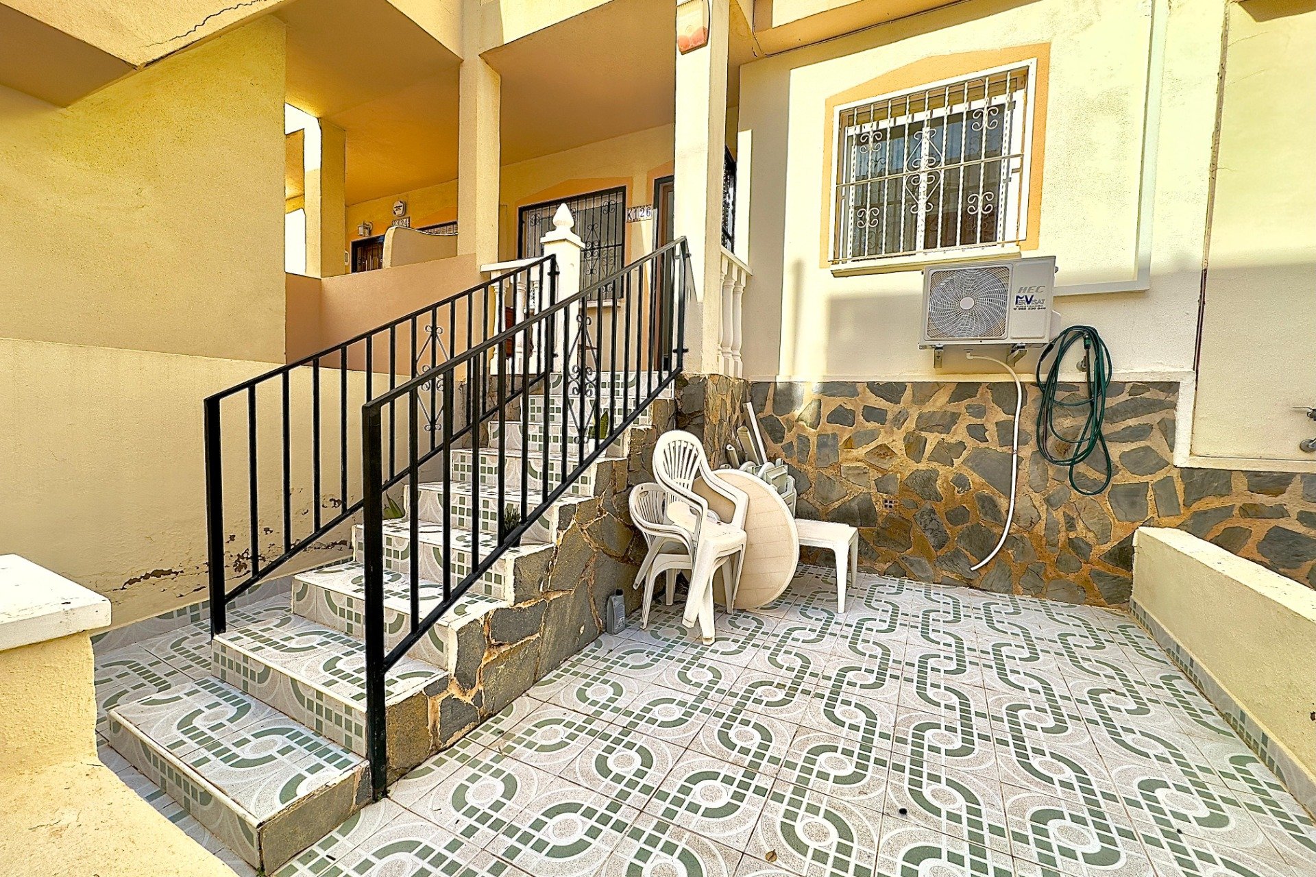 Återförsäljning - Bungalow -
Orihuela Costa - La Florida