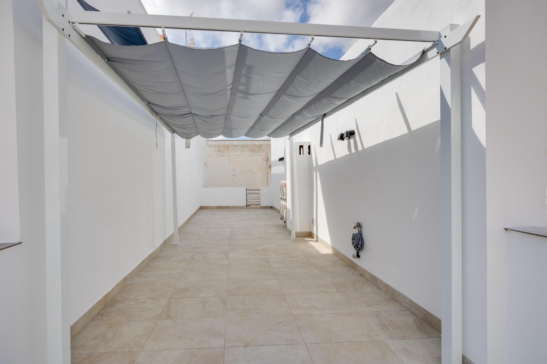 Återförsäljning - Bungalow -
Orihuela Costa - Los Almendros-La Florida