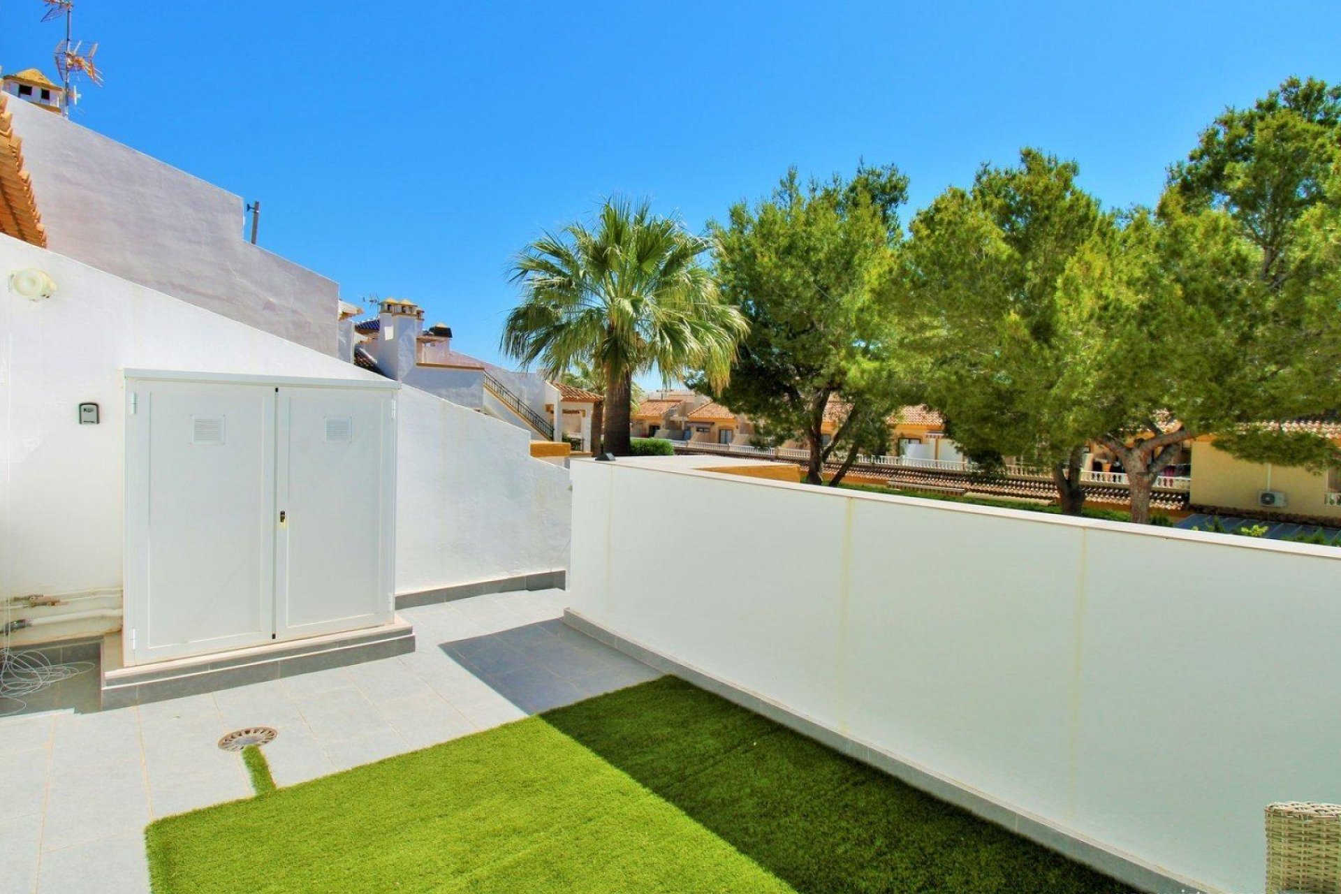 Återförsäljning - Bungalow -
Orihuela Costa - Los Dolses