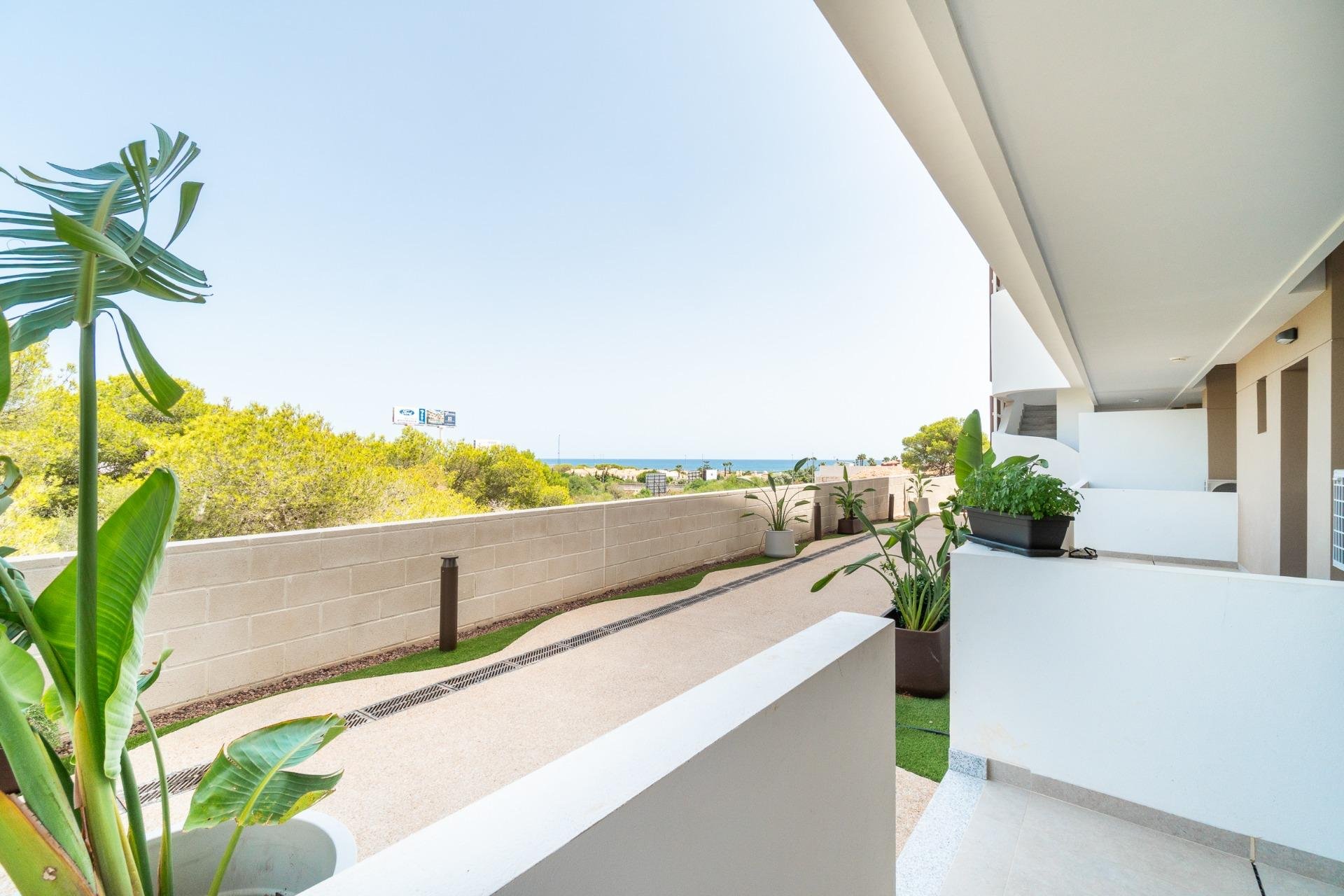 Återförsäljning - Bungalow -
Orihuela Costa - Playa Flamenca
