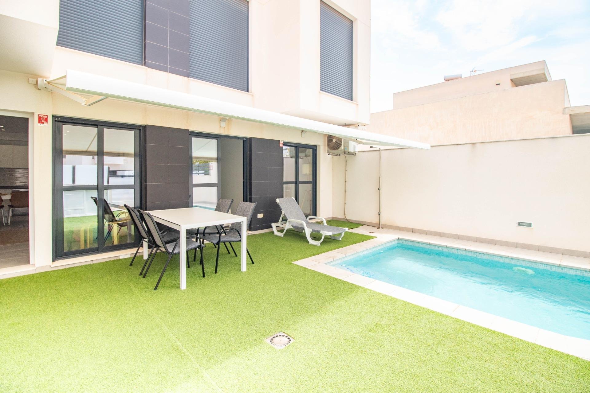 Återförsäljning - Bungalow -
San Pedro del Pinatar