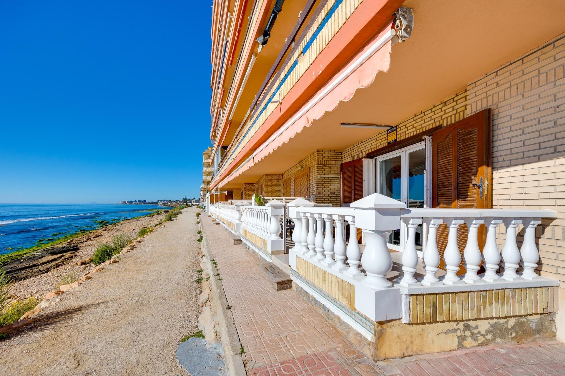 Återförsäljning - Bungalow -
Torrevieja - Playa de los Naufragos