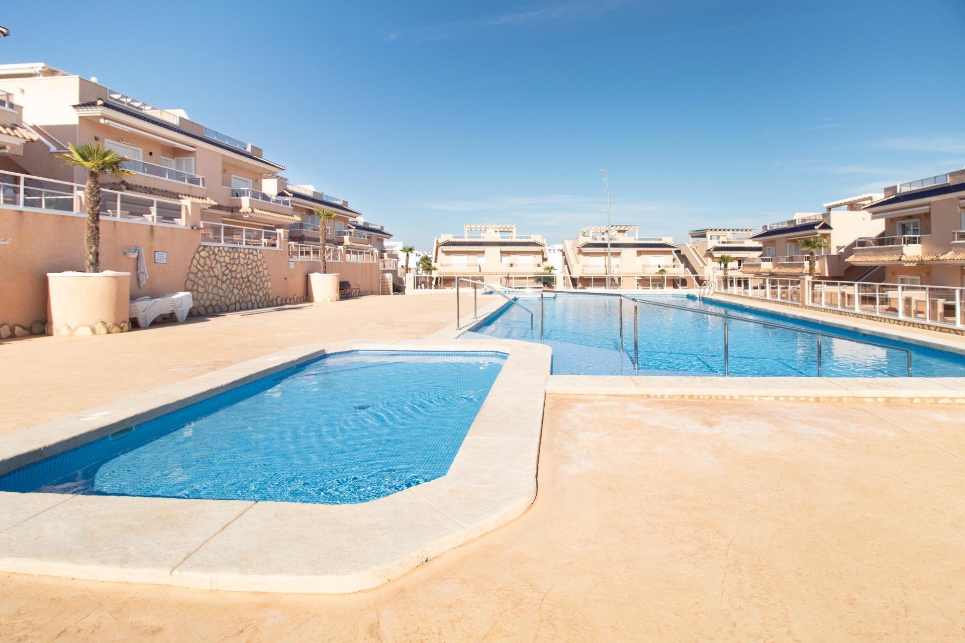 Återförsäljning - Bungalow -
Torrevieja - Punta Prima