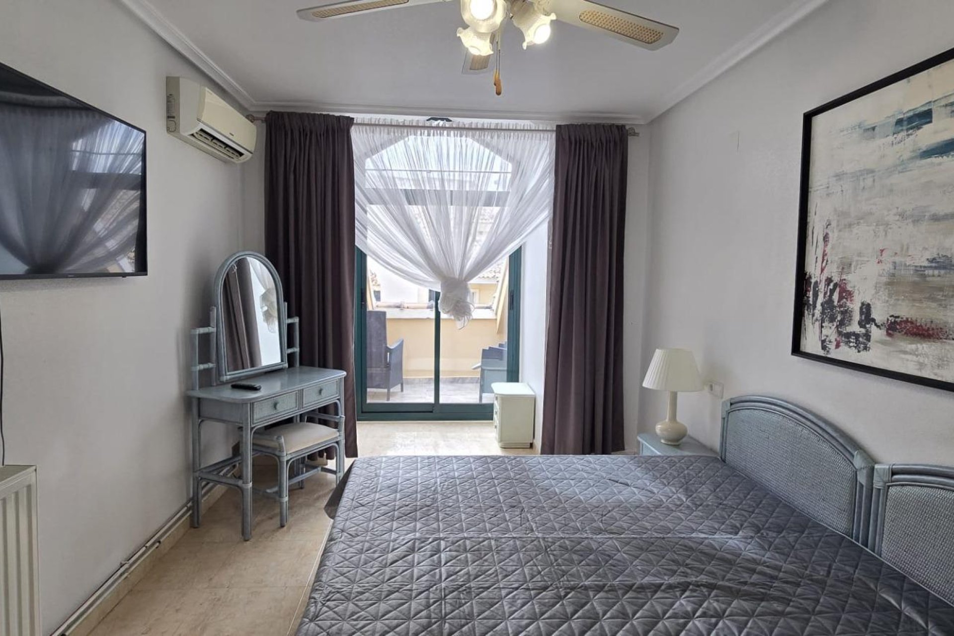 Återförsäljning - Duplex -
Orihuela Costa - Las Filipinas