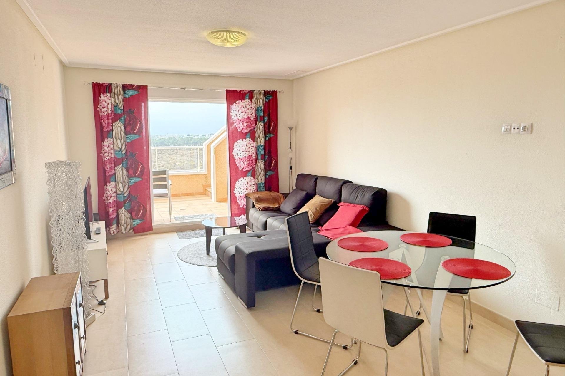 Återförsäljning - Duplex -
Orihuela Costa - Los Dolses