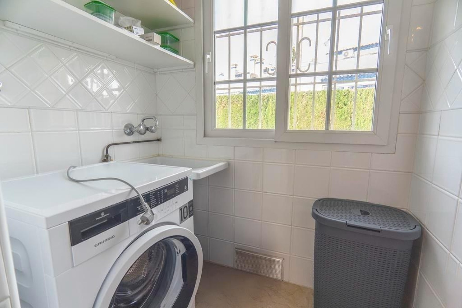 Återförsäljning - Duplex -
Orihuela Costa - Villamartín-Las Filipinas