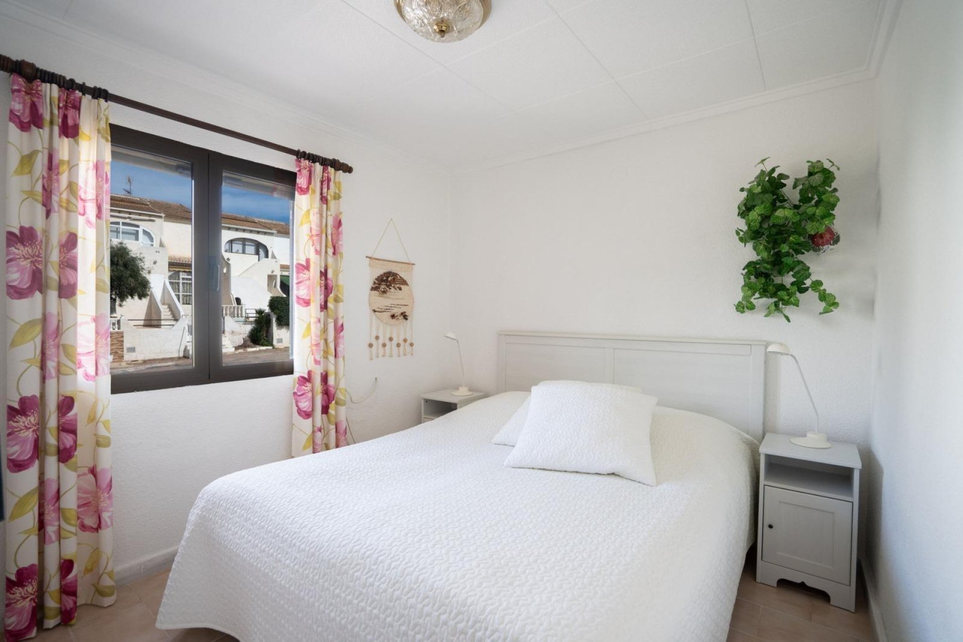 Återförsäljning - Duplex -
Pilar de la Horadada - Mil Palmeras