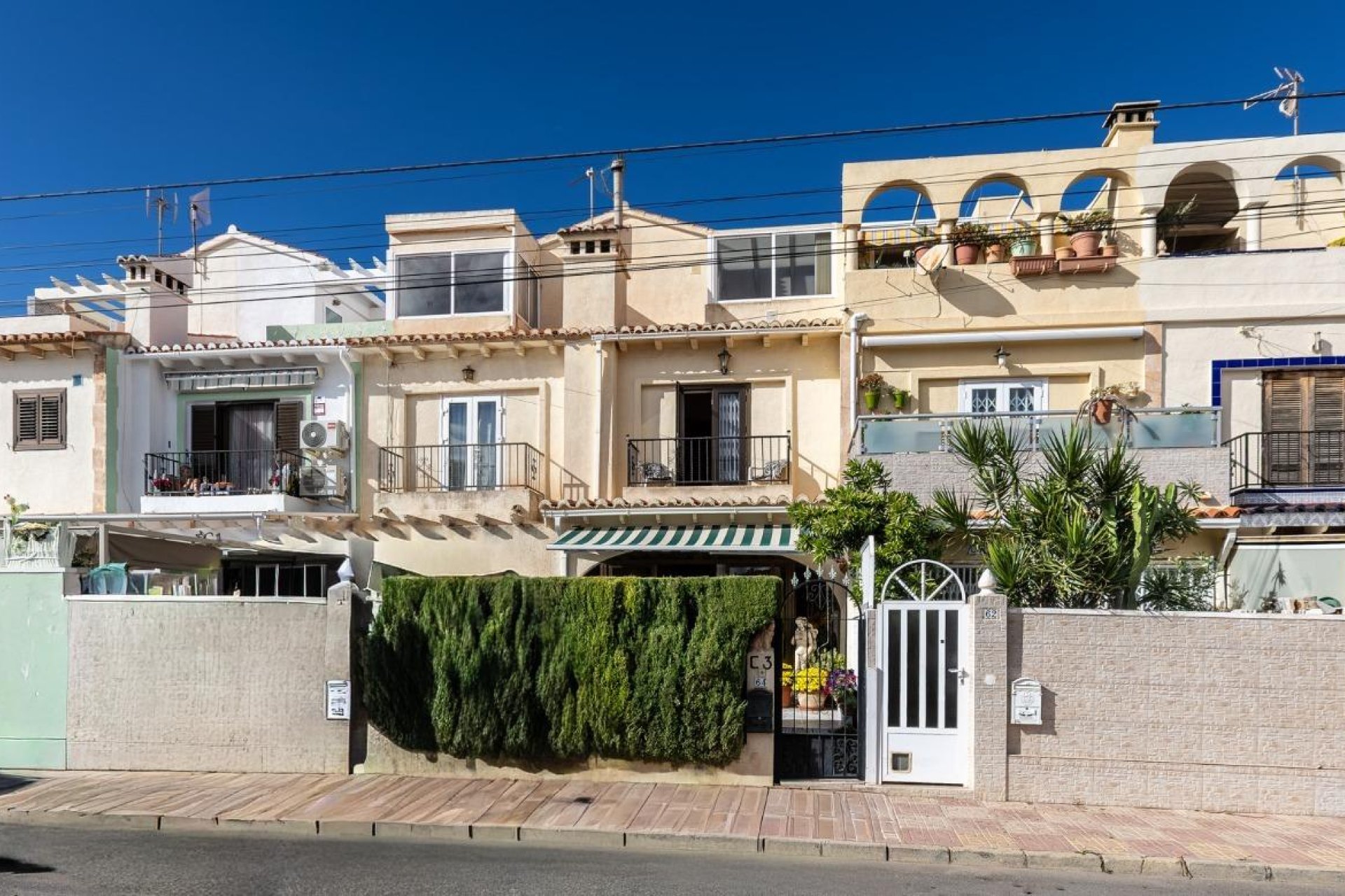 Återförsäljning - Duplex -
Torrevieja - La Siesta - El Salado - Torreta