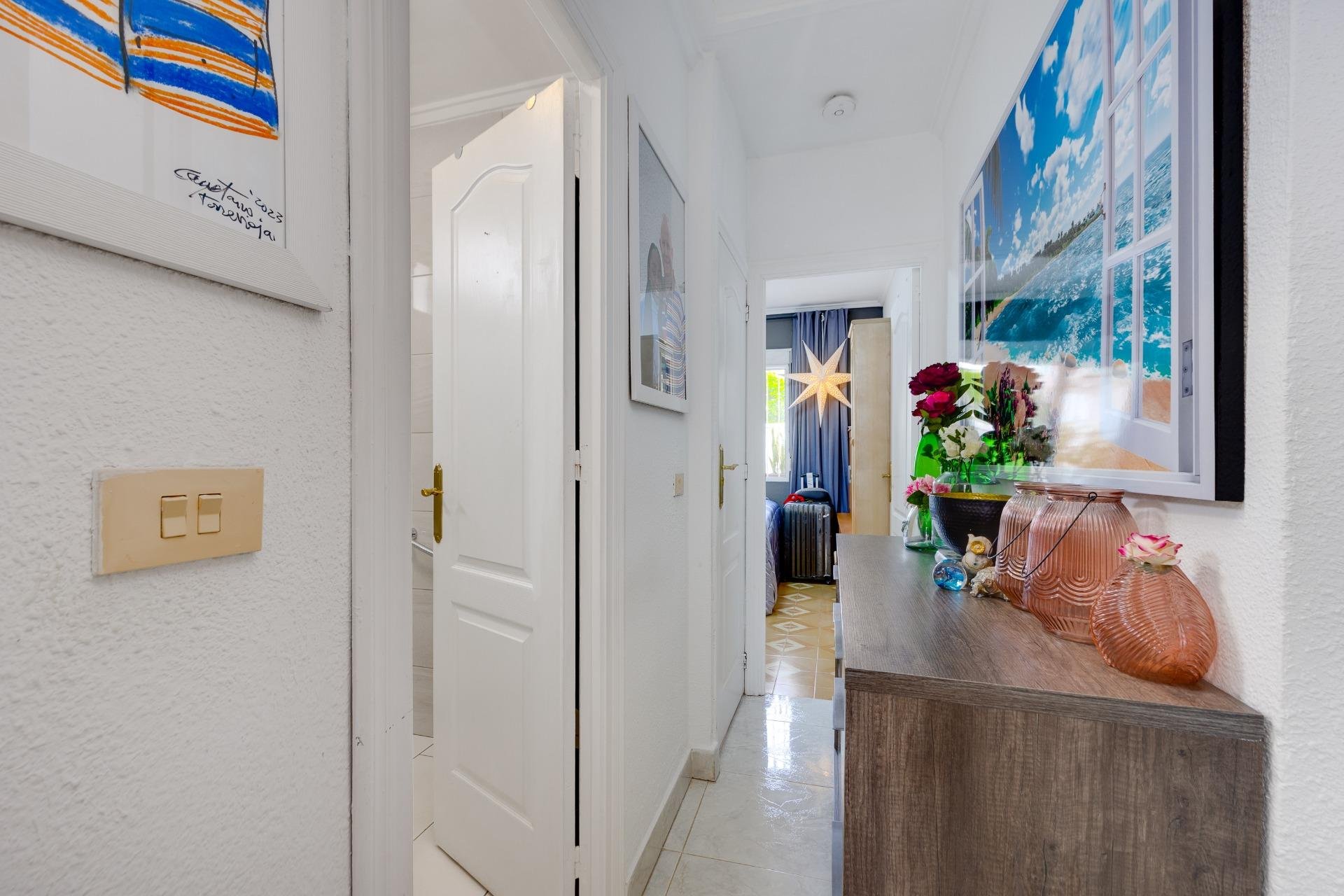 Återförsäljning - Duplex -
Torrevieja - Paraje natural