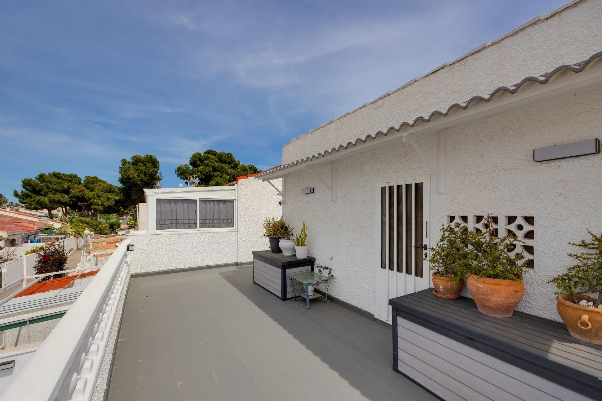 Återförsäljning - Duplex -
Torrevieja - Paraje natural