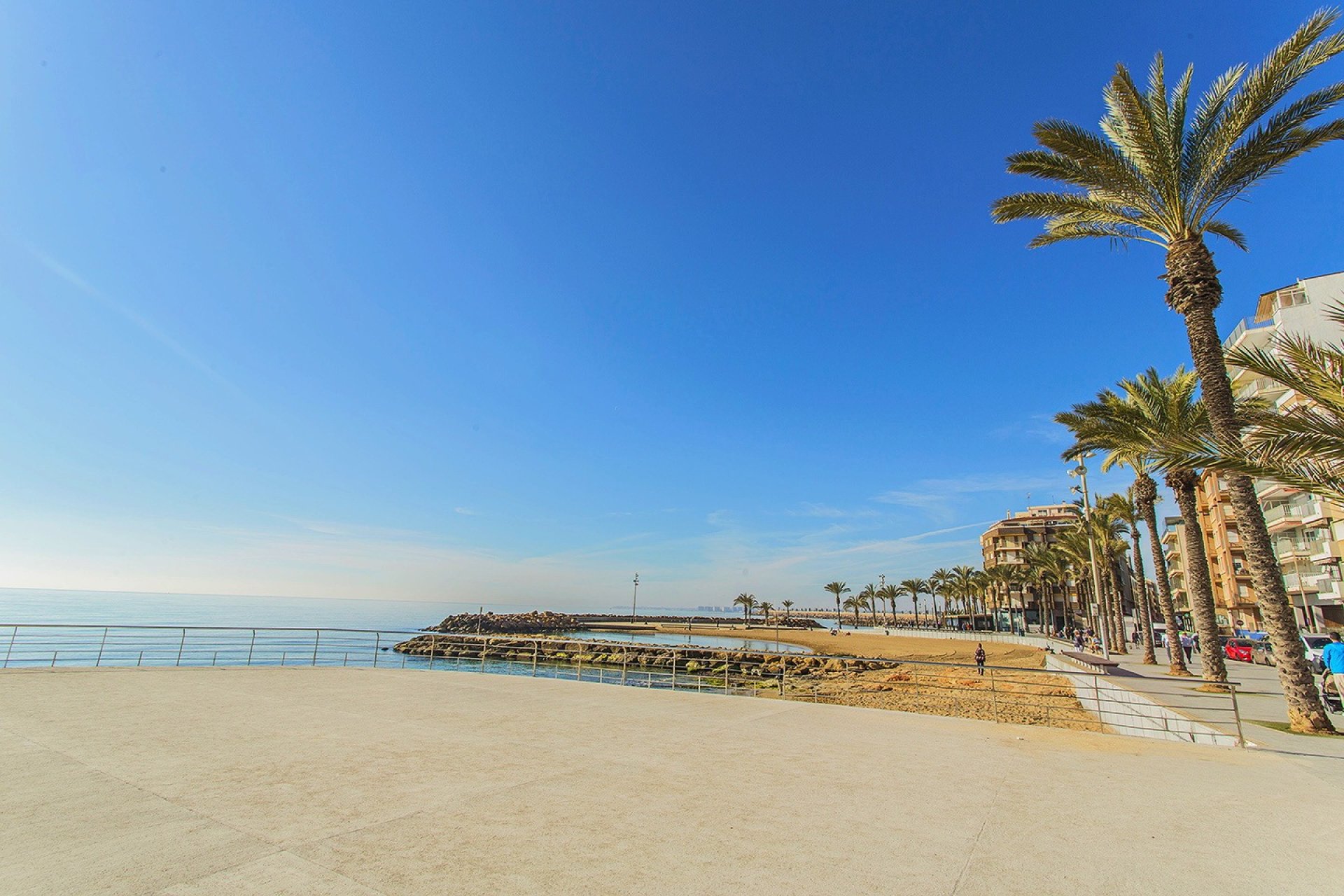 Återförsäljning - Flat -
Torrevieja - Playa del Cura