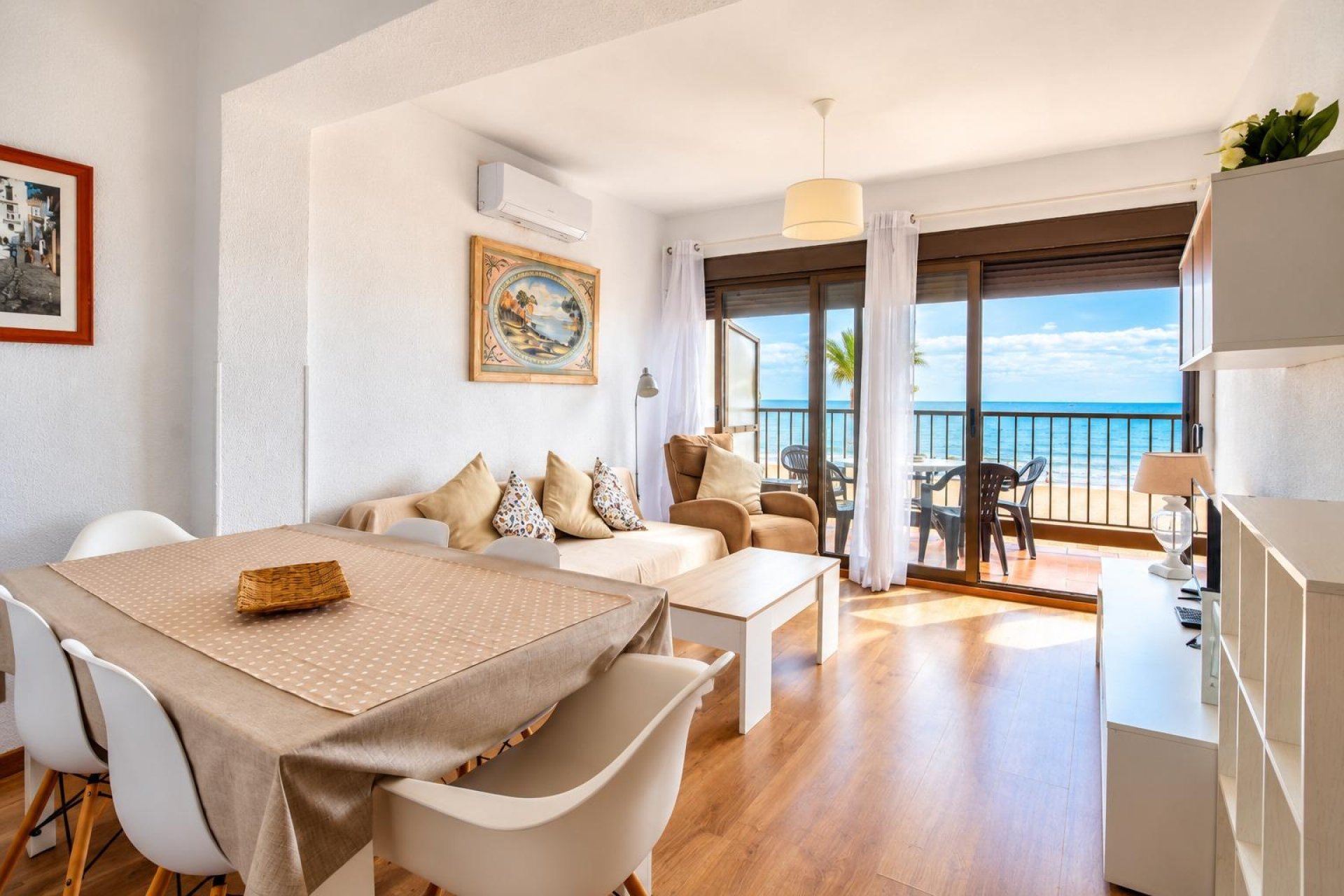 Återförsäljning - Lägenhet -
El Campello - Playa Muchavista