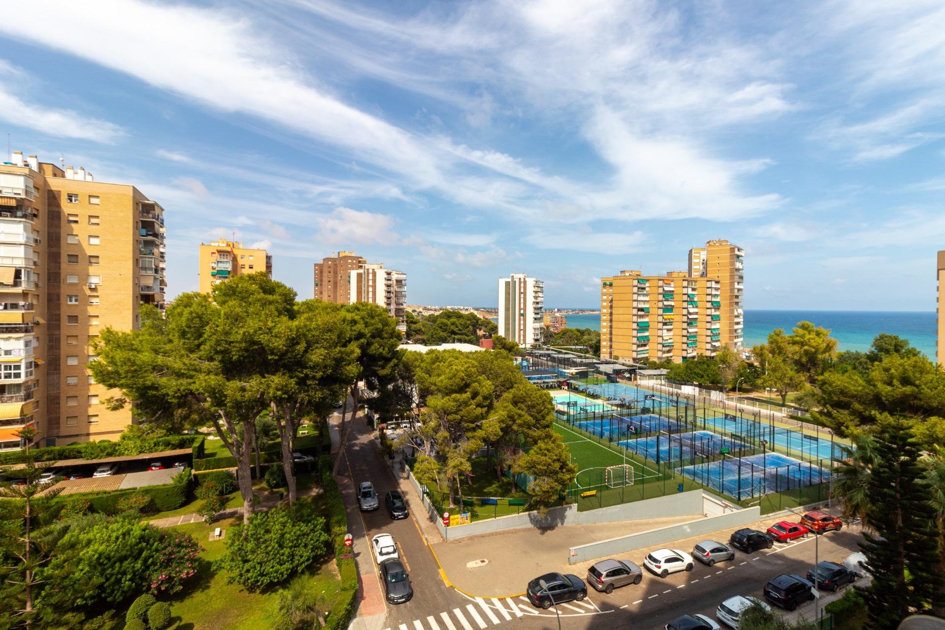 Återförsäljning - Lägenhet -
Orihuela Costa - Campoamor