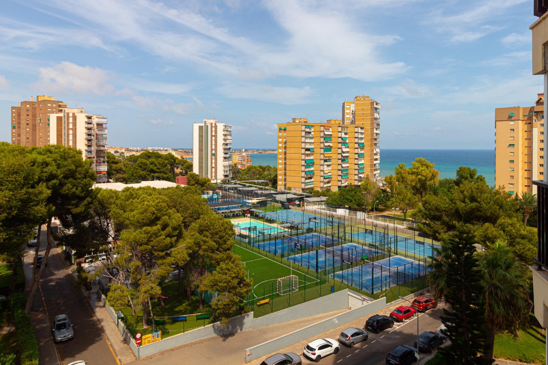 Återförsäljning - Lägenhet -
Orihuela Costa - Campoamor