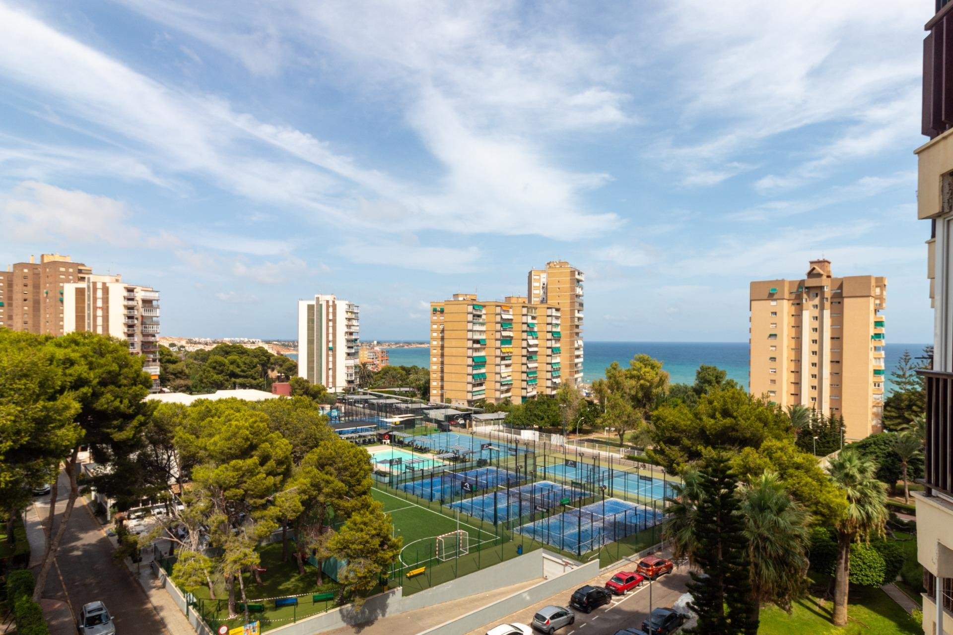 Återförsäljning - Lägenhet -
Orihuela Costa - Campoamor