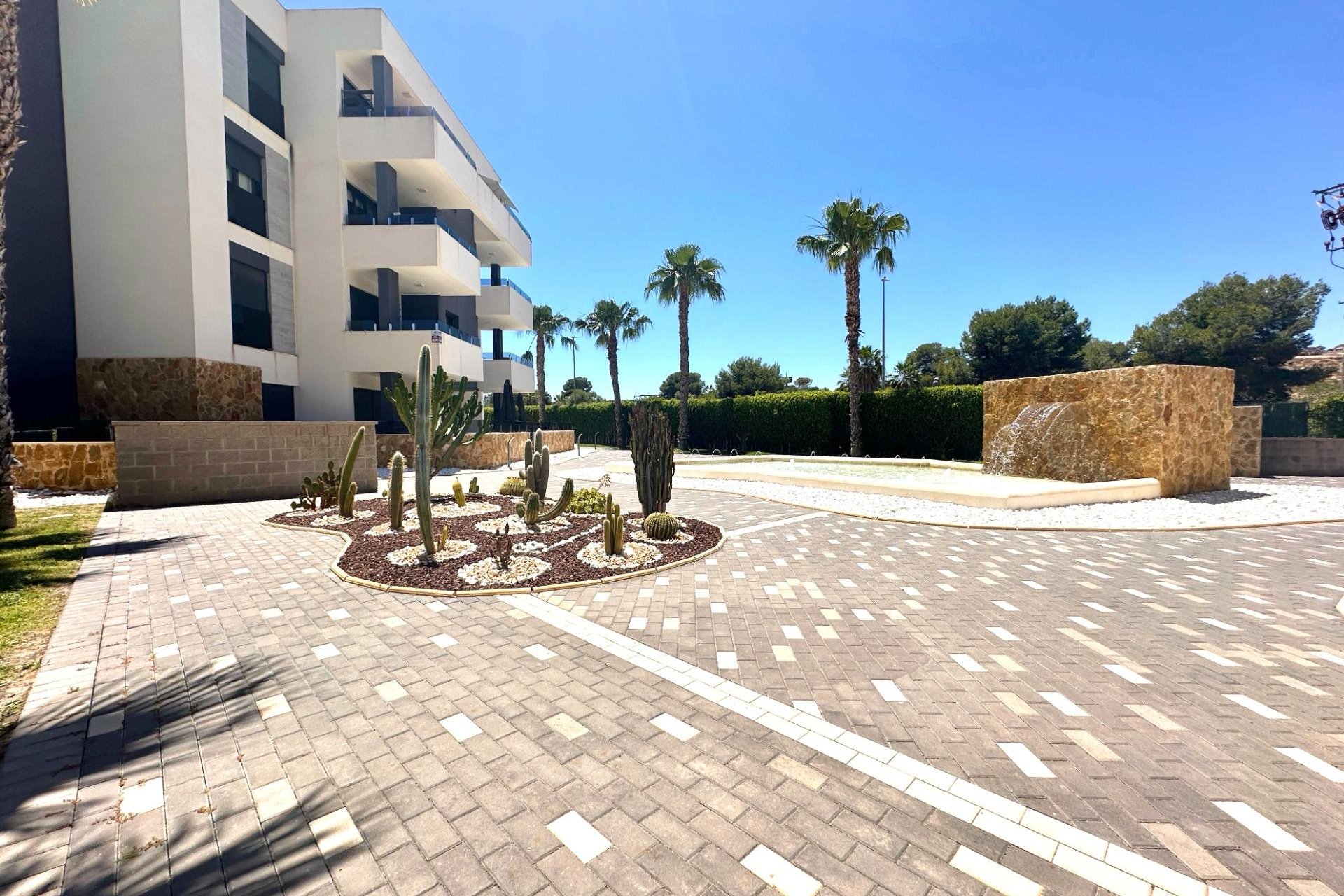 Återförsäljning - Lägenhet -
Orihuela Costa - PAU 8