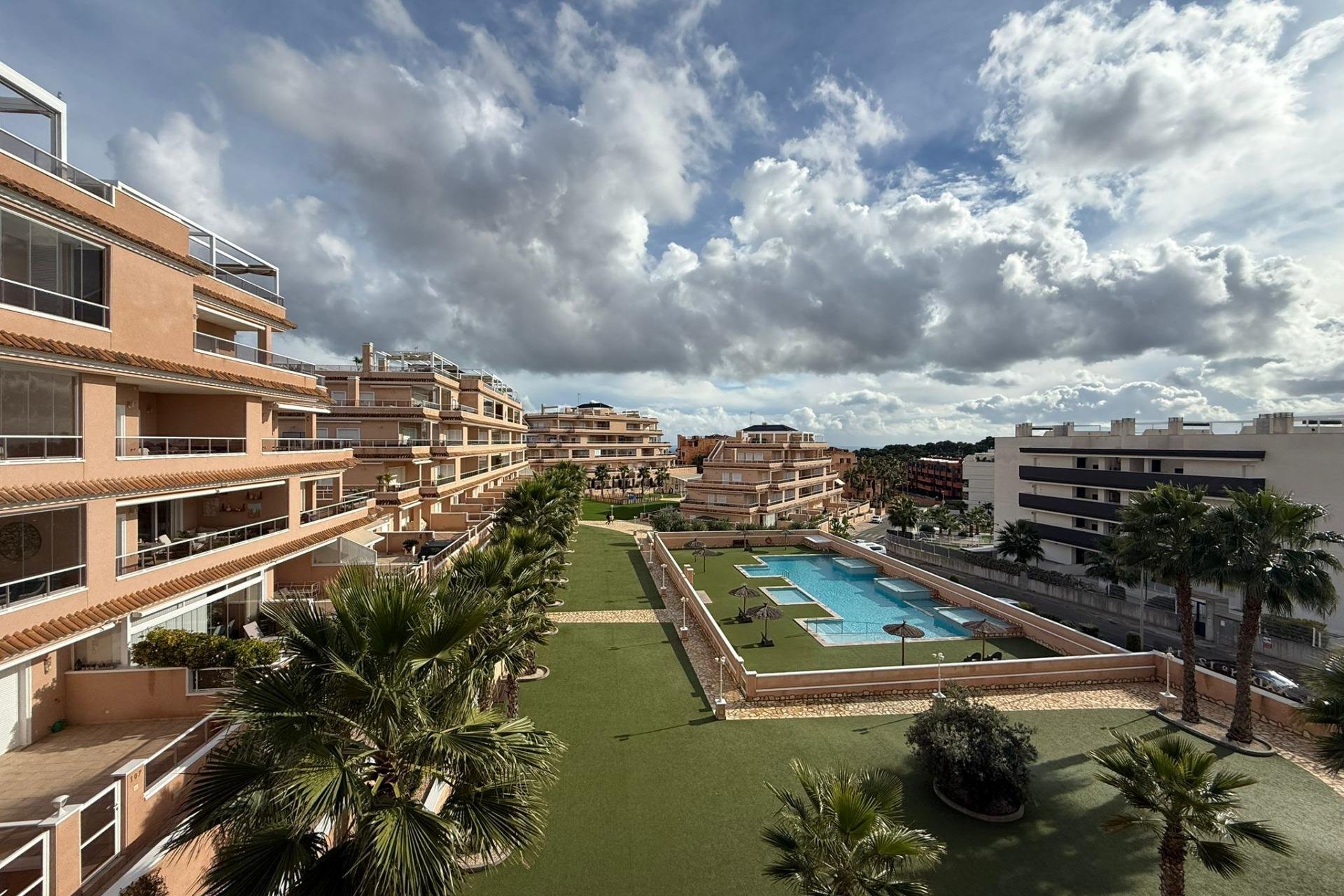 Återförsäljning - Lägenhet -
Orihuela Costa - Villamartín-Las Filipinas