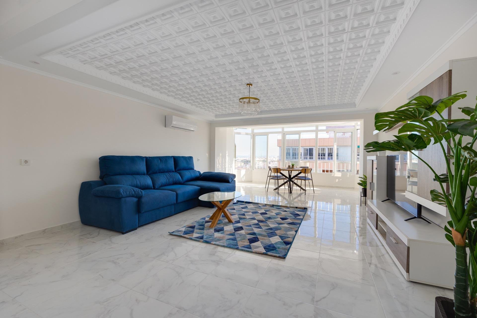 Återförsäljning - Lägenhet -
Torrevieja - Acequion