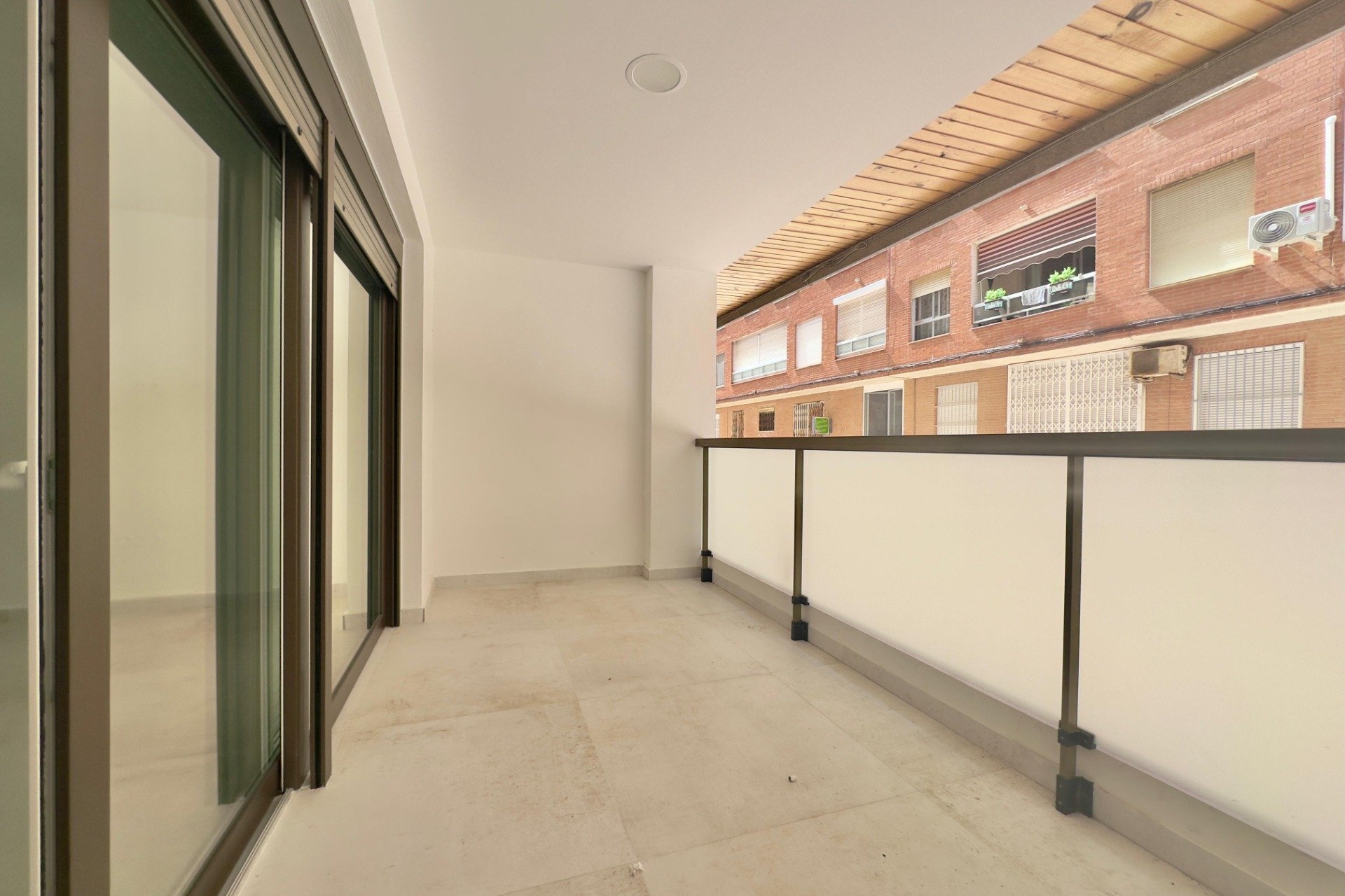 Återförsäljning - Lägenhet -
Torrevieja - Acequion