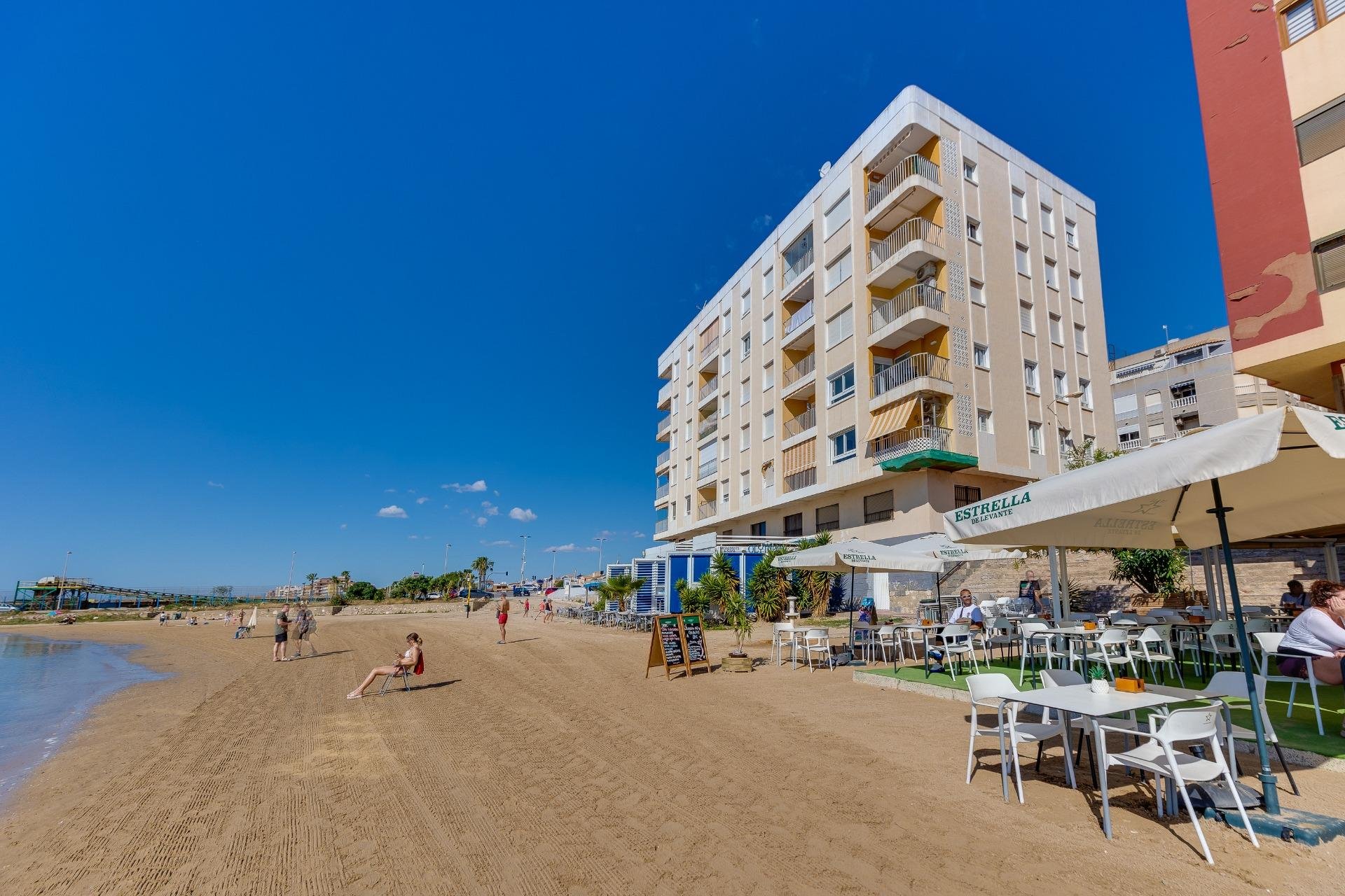 Återförsäljning - Lägenhet -
Torrevieja - Acequion