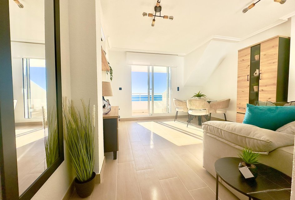 Återförsäljning - Lägenhet -
Torrevieja - Cabo Cervera