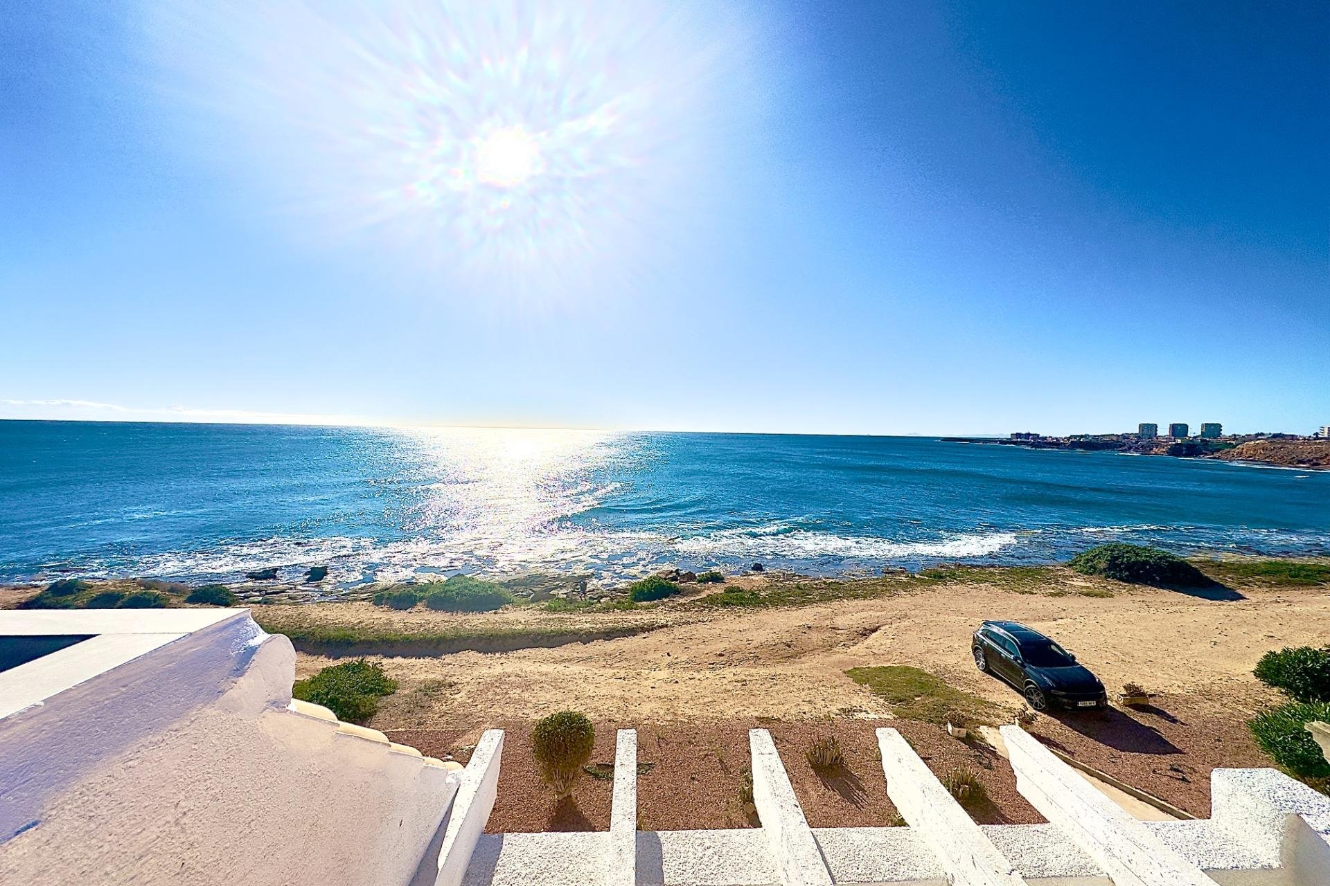 Återförsäljning - Lägenhet -
Torrevieja - Cabo Cervera